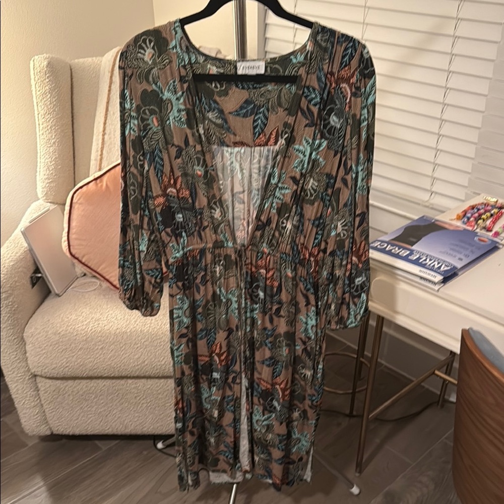 Evereve Multicolor Leaf Print duster